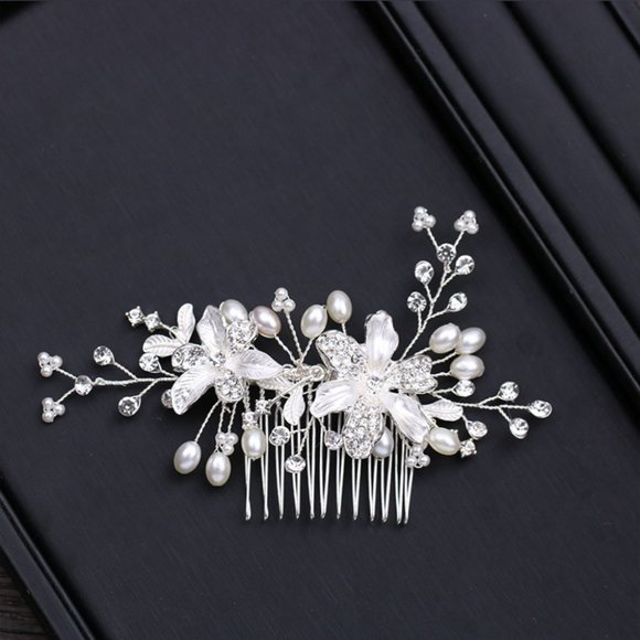 Pearl Handmade Bridal Light Weight Hair Comb Clip. - Picture 3 of 5